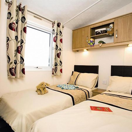 Готель Lakeside Holiday Park Burnham-on-Sea Екстер'єр фото